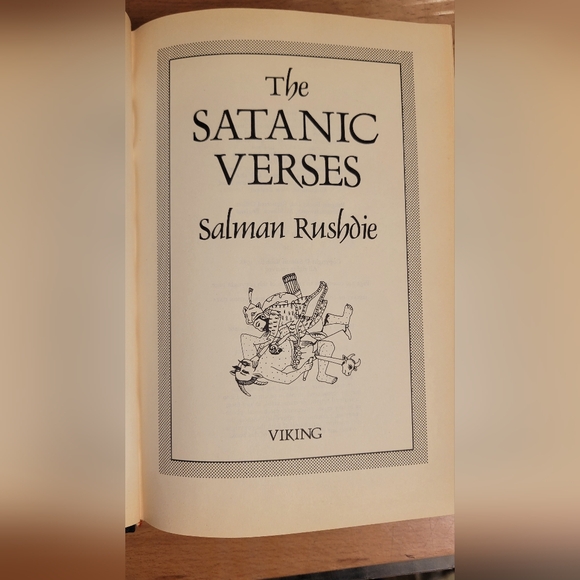 VTG 1989 The Satanic Verses by Salman Rushdie HC w/DJ Good Condition Viking - Picture 12 of 16
